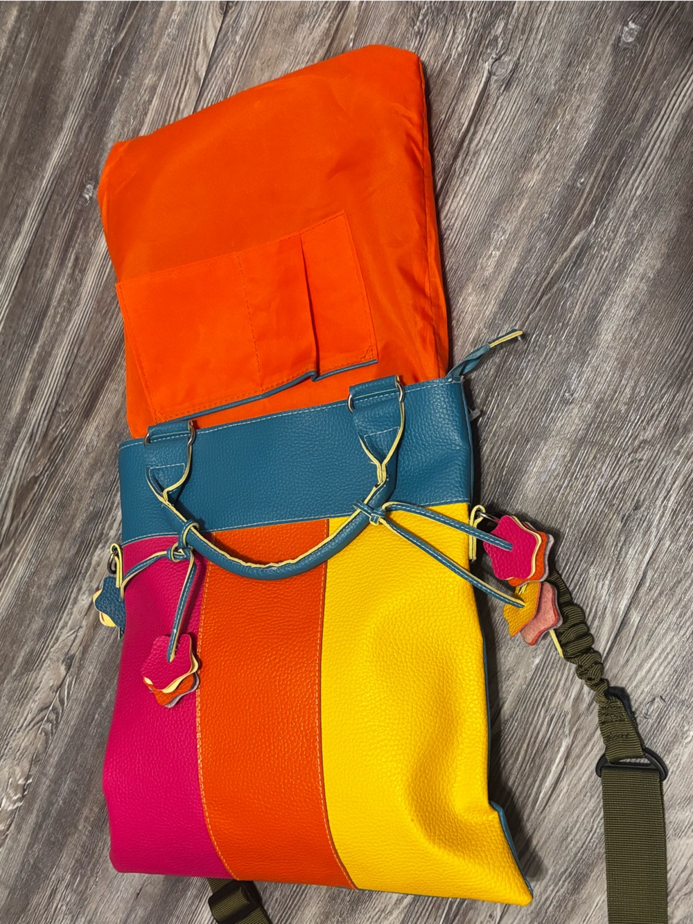 Color Block Multi-Color Tote Bag - Picture 7 of 9